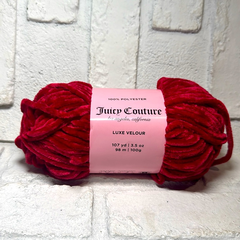 Red Cherry Crochet bag charm - Picture 3 of 3